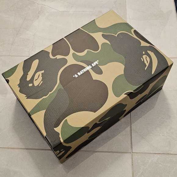 Bape Sta Red Sneakers -NWT - Picture 7 of 7